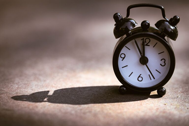 Mindful Breaks You Can Take in Five Minutes